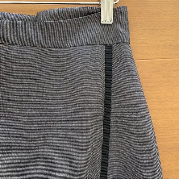 TAVAN & MITTO TAILORED SKIRT in Navy - Picture 5 of 7